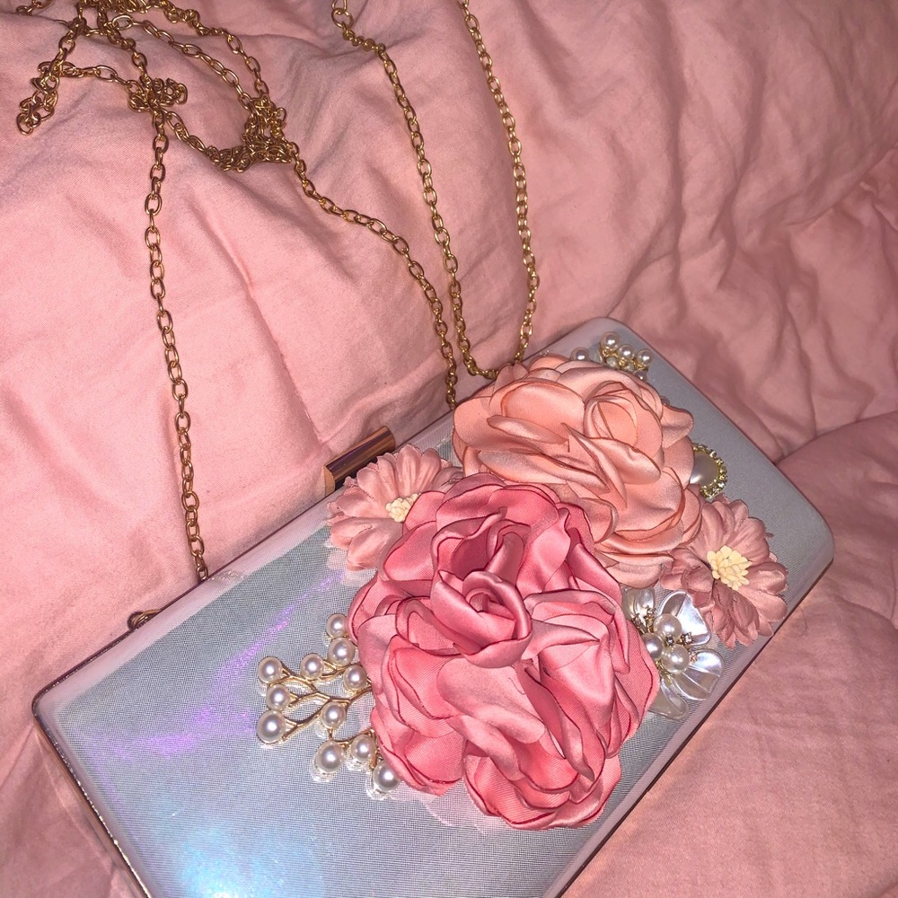 JJ’s House Floral Clutch